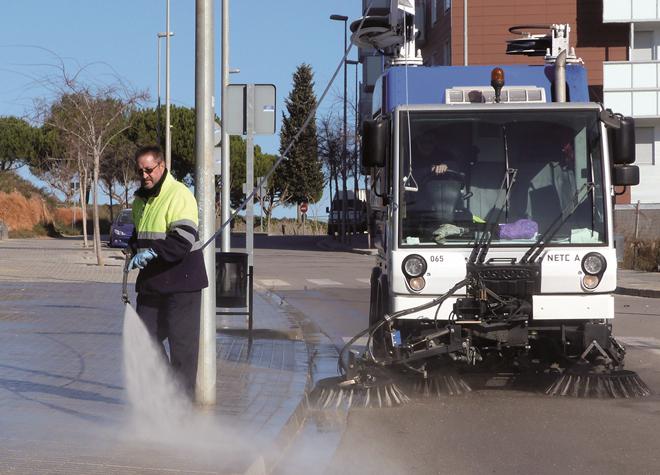L’Ajuntament de Sant Boi reforça el servei de neteja