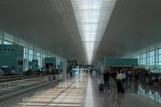 El Aeropuerto de Barcelona-El Prat sortea miles de premios para fomentar el comercio de la infraestructura