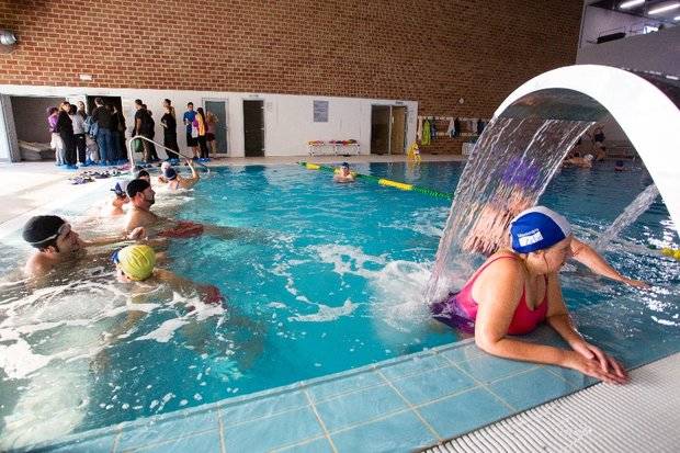 Sant Vicenç exhibeix el nou Complex Esportiu Municipal - Piscina Montserrat Canals