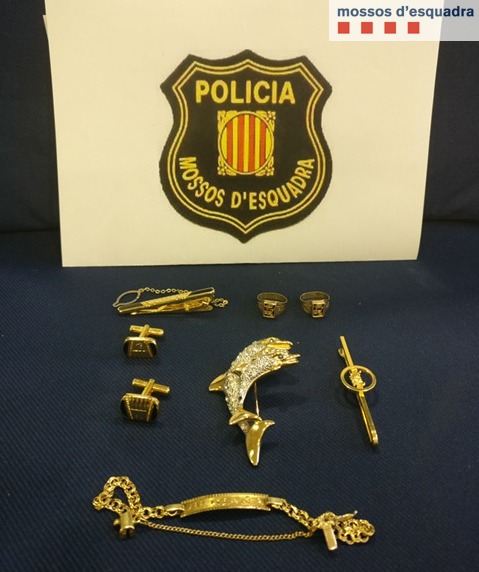 Detienen a una trabajadora doméstica de Martorell por presuntamente robar joyas por valor de 20.000 euros