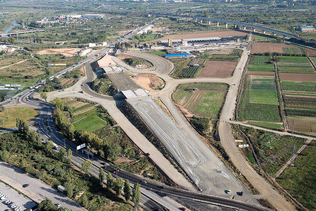 Sant Boi, Sant Vicenç dels Horts, Santa Coloma de Cervelló y Torrelles suman fuerzas para que Fomento reactive las obras de la C-245