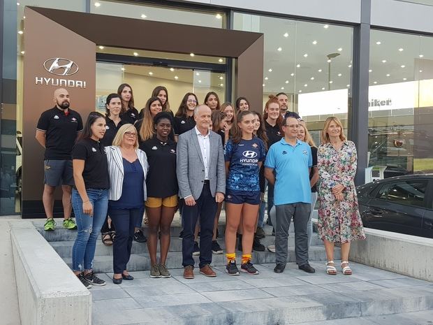 Presentación de la nueva equipación de la Santboiana en Hyundai Link Motor.