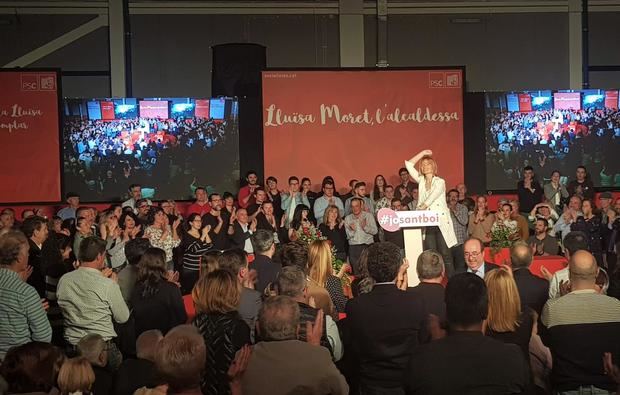 Lluïsa Moret en el momento de subir al escenario.