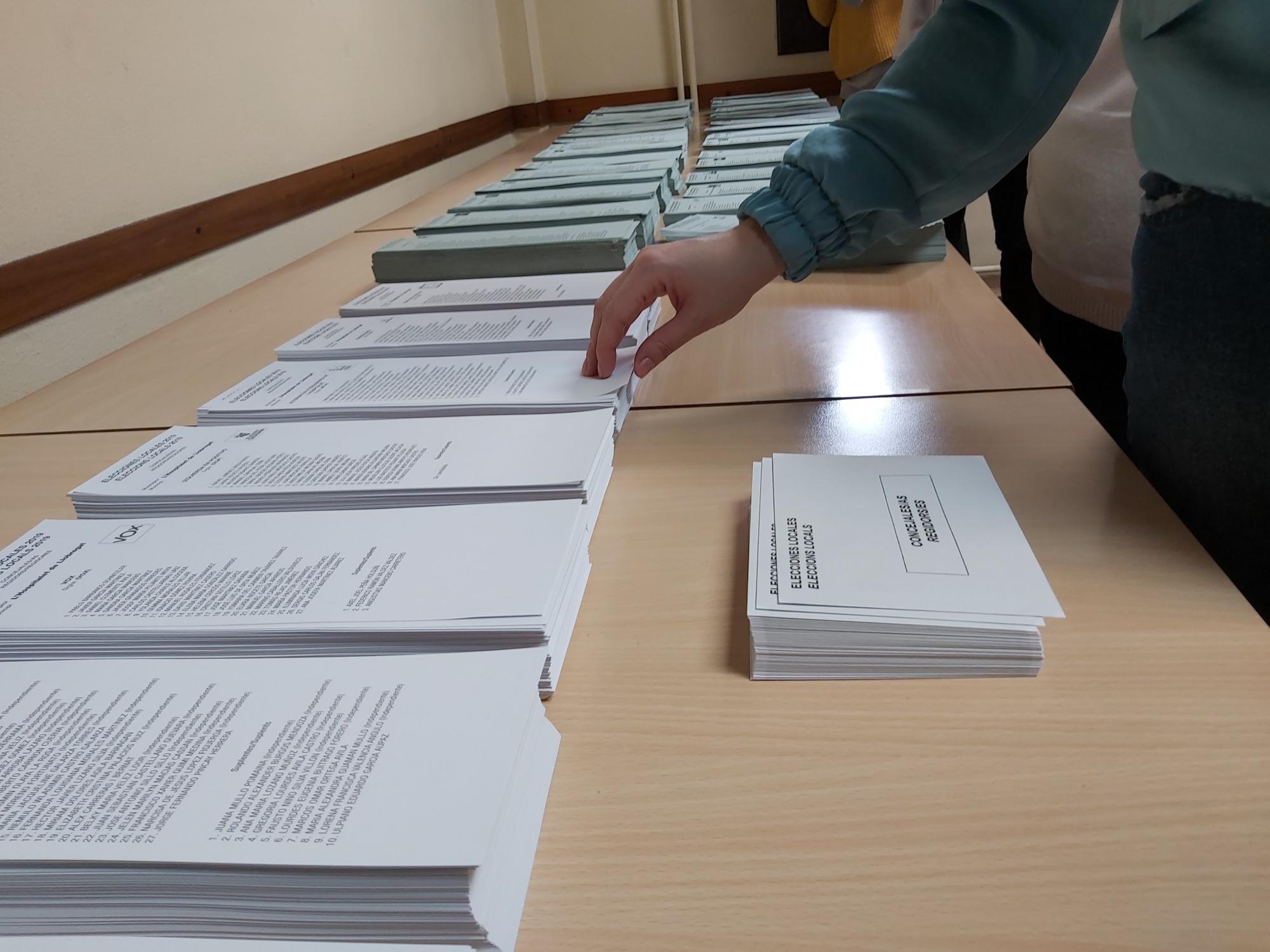 El PSC vuelve a teñir de rojo el Baix y consigue nueve mayorías absolutas
