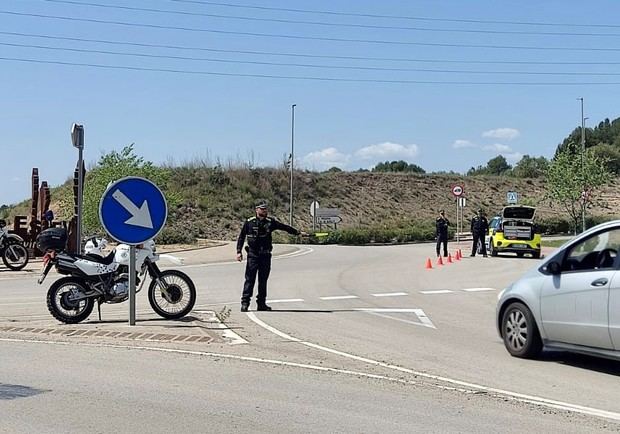 Detienen a 3 personas como presuntos autores de un robo con fuerza en un domicilio