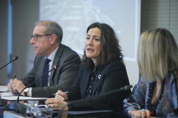 De izquierda a derecha: el director general del Port de Barcelona, José Alberto Carbonell; la presidenta, Mercè Conesa, y la directora de Comunicación, Núria Bruguera.