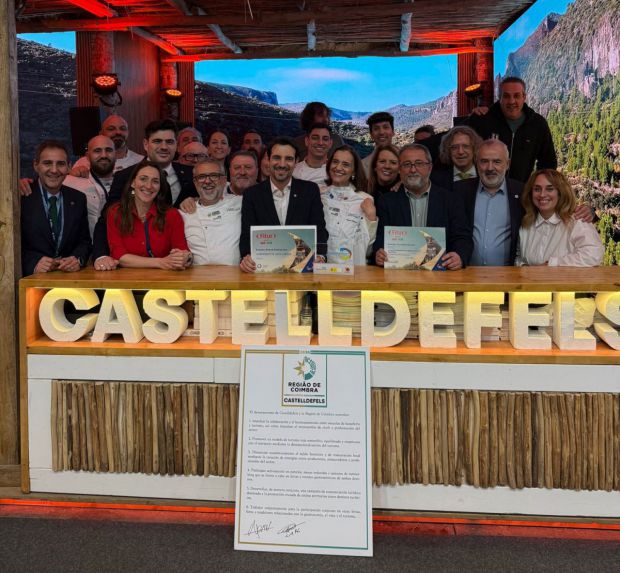 Castelldefels gana tres distinciones en FITUR 2026 y refuerza su apuesta por el turismo gastronómico y sostenible