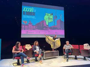Viladecans convierte sus calles en un gran escenario al aire libre con la 36.ª edición del Festival Al Carrer