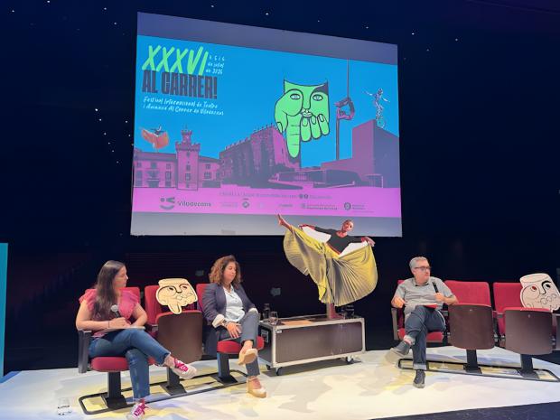 Viladecans convierte sus calles en un gran escenario al aire libre con la 36.ª edición del Festival Al Carrer