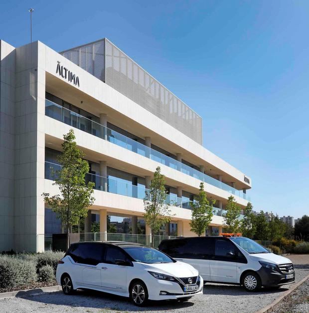 Àltima se prepara para instalar placas solares en diferentes tanatorios del Baix Llobregat