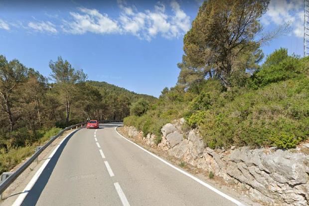 Comienzan las obras de reasfaltado de la carretera de Begues a Avinyonet