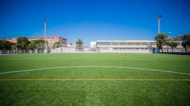 El Prat denuncia la violencia en el deporte tras una agresión durante un partido de fútbol