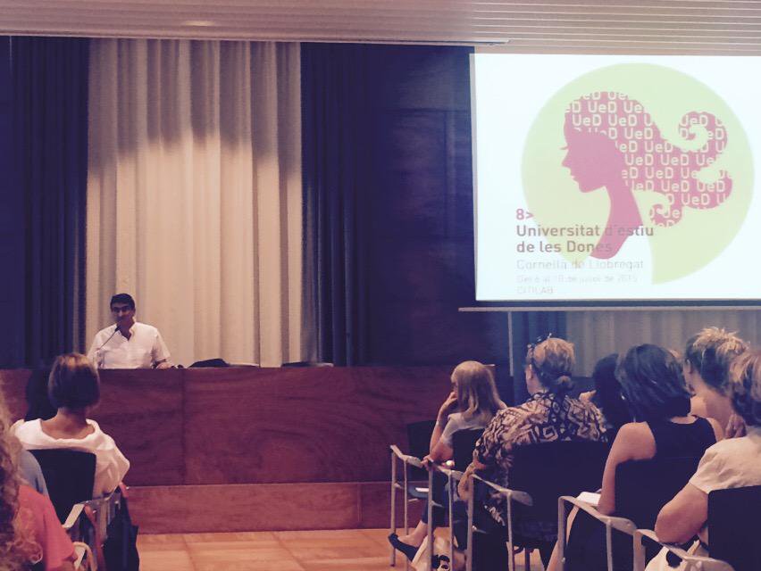 La Universitat d'Estiu de les Dones gana un premio de la Asociación de Mujeres Periodistas