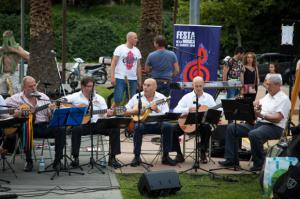 La Fiesta de la Música en la calle en Castelldefels vuelve con buenas vibraciones