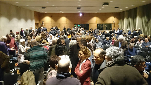 Homenaje a la resistencia antifranquista del Baix en el estreno del documental “El Cinturón Rojo”