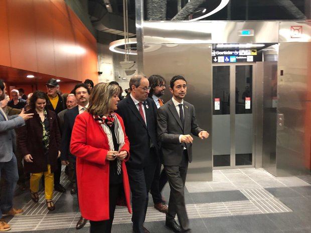 Marín, Torra y Calvet durante la visita a la estación el día de su inauguración.