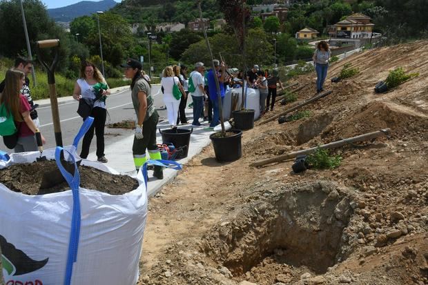 Guiño vecinal a la sostenibilidad en la urbanización Granja García de Cervelló 