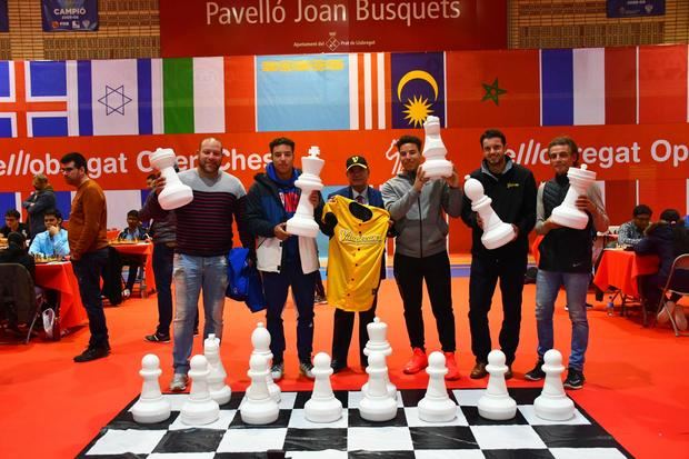 El Béisbol Viladecans visita El Llobregat Open Chess en una intensa cuarta jornada
