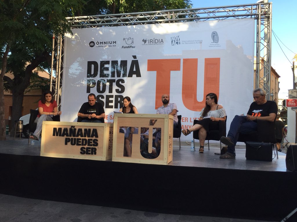 Tamara Carrasco llama en un acto en Viladecans a "reventar el sistema"