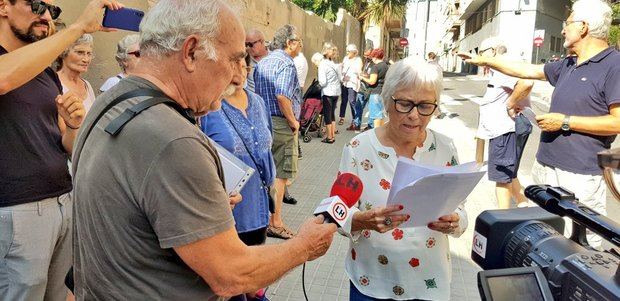 Lectura del manifiesto. 