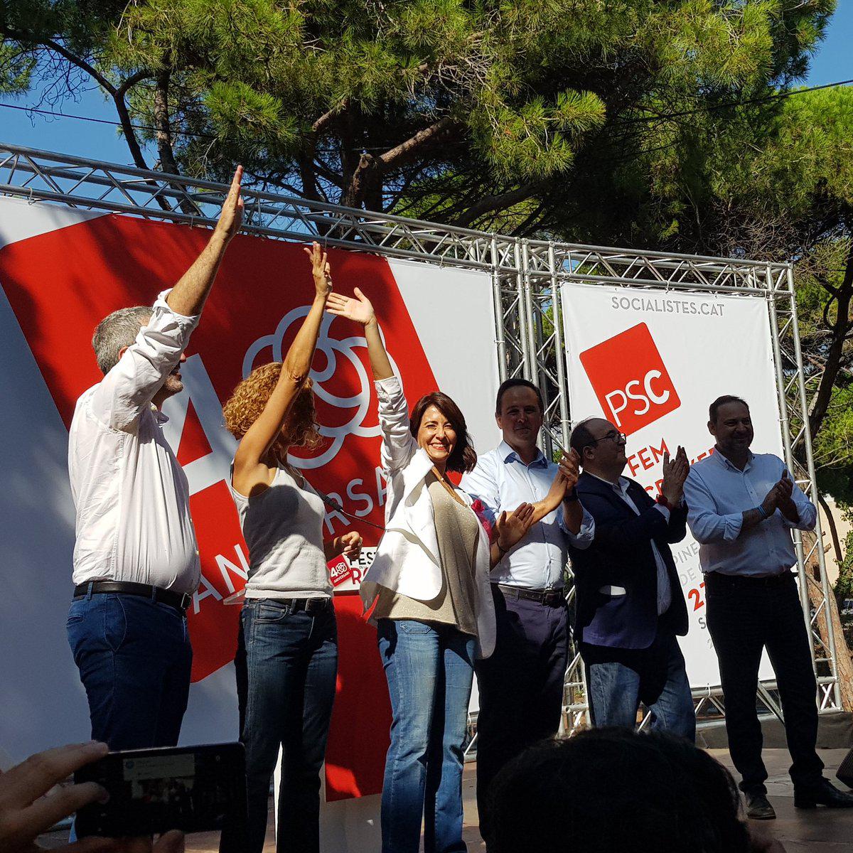 Fuerte sabor municipalista en una concurrida Fiesta de la Rosa
