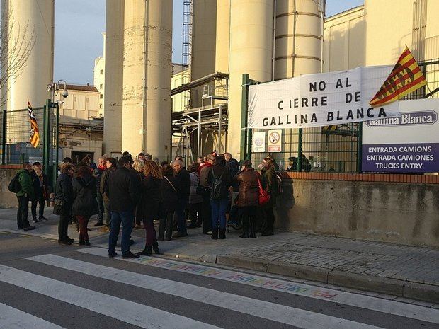 Los trabajadores de Gallina Blanca mantienen las concentraciones a las puertas de la fábrica