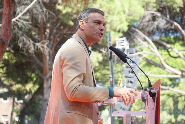 El presidente en funciones Pedro Sánchez durante su discurso.