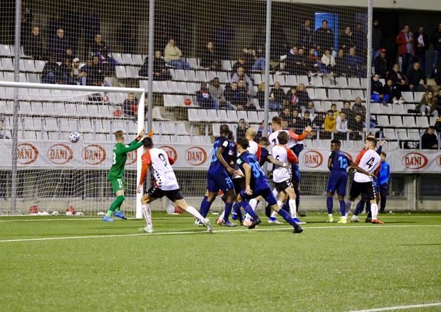 El Hospi casi elimina al Granada de la Copa.