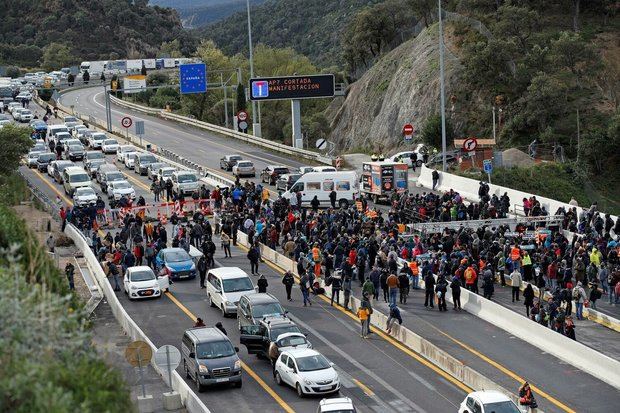 Corte de la frontera en La Jonquera impulsado por Tsunami Democràtic.