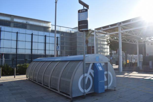 Todas estas bicis aparcaron el año pasado en el aeropuerto de El Prat