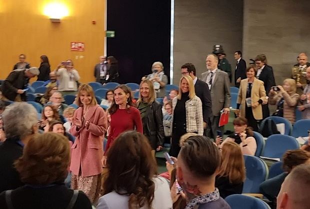 La reina Letizia visita la Unidad de Salud Mental del Parc Sanitari Sant Joan de Déu