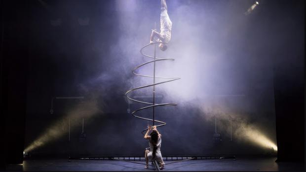 Una escena del espectaculo de teatro ‘Spiralis’, de la compañía Bool