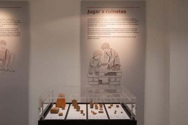 Una de las piezas de la exposición "Caput aut Navis"