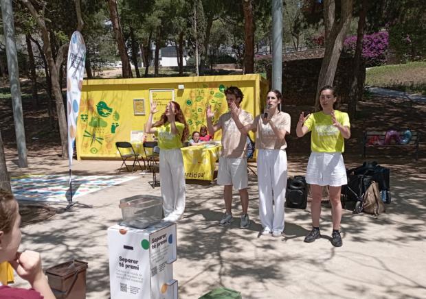 L'Hospitalet organiza juegos para concienciar a los más pequeños sobre el reciclaje