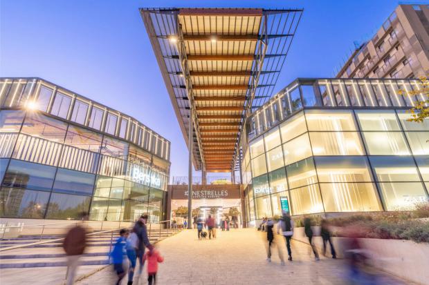 El centro comercial Finestrelles bate el récord de visitantes desde su apertura