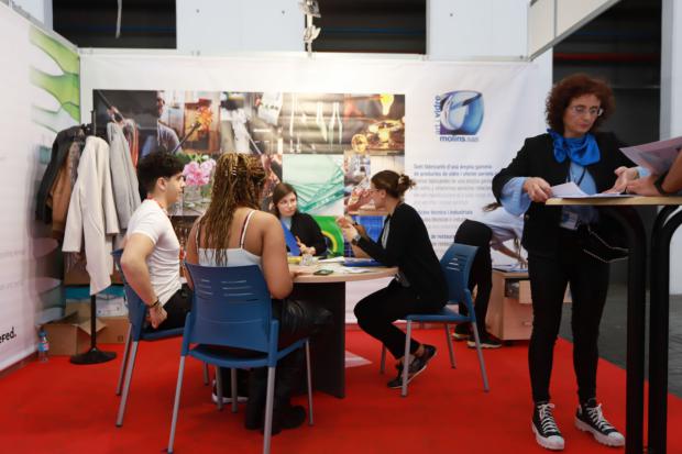 Los estudiantes del SEFED de Molins de Rei arrasan en la Feria Internacional de Empresas Simuladas