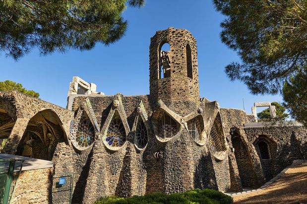 Comienzan las obras de restauración en la Cripta de la Colonia Güell