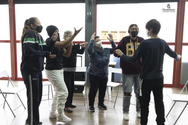 L’Hospitalet impulsa un proyecto de teatro intergeneracional para combatir la soledad