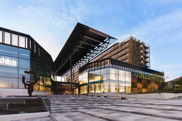 El Centro Comercial Finestrelles recibe con un excelente la Certificación BREEAM In Use