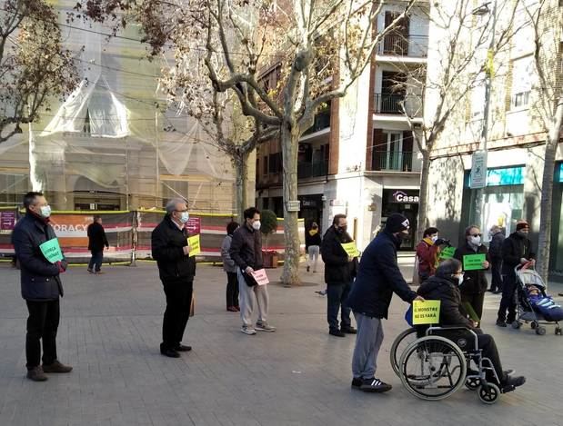 Los vecinos de Sant Feliu celebran el frenazo a un nuevo centro comercial