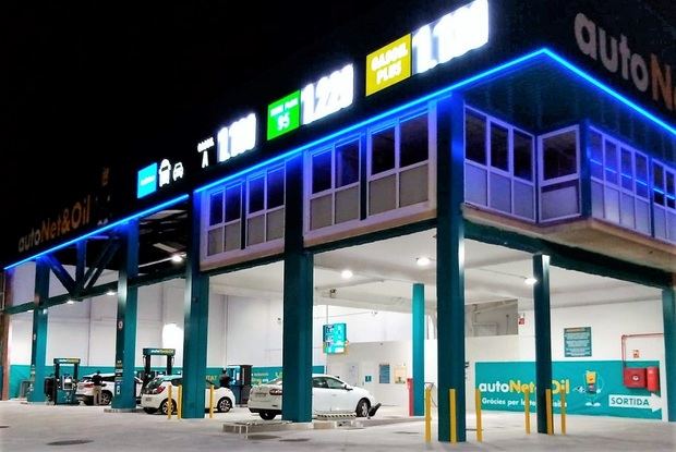 AutoNet&Oil abre una gasolinera en Molins