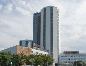 El Hospital de Bellvitge amplía el horario de visitas en áreas no Covid