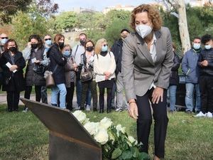 Sant Joan Despí rinde homenaje a las víctimas del Covid-19