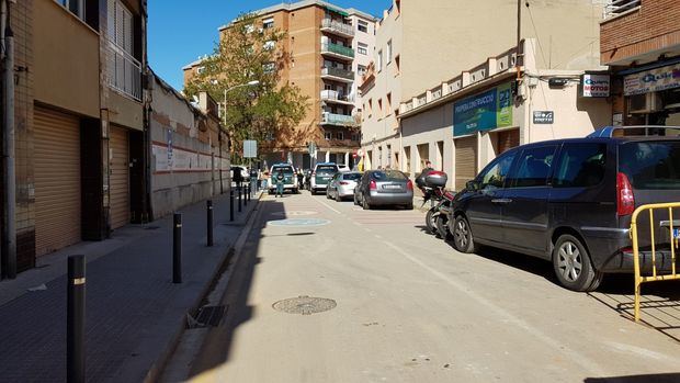 La Guardia Civil ha cortado el principal acceso a la Plaza donde se están realizando los registros. 