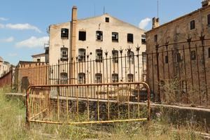 La antigua colonia de Can Bros, en Martorell.