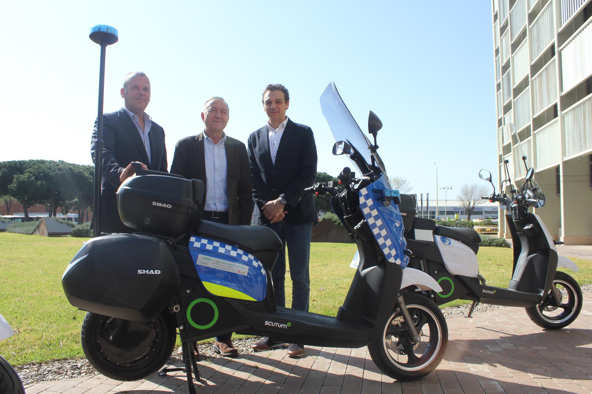 Ofensiva de l’AMB per promoure la moto elèctrica