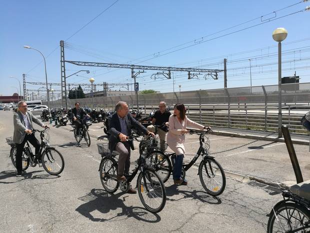 AMB inaugura un nuevo punto de carga rápida para vehículos eléctricos en Gavà