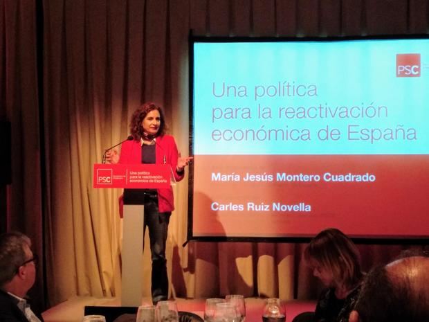 La ministra Montero durante la conferencia en Viladecans.