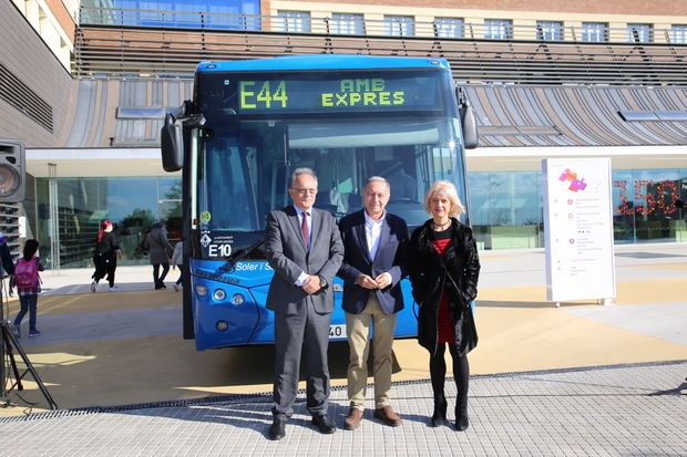 AMB inaugura el servicio de bus ‘Exprés’ entre Zona Universitaria y el Hospital de Sant Joan de Déu