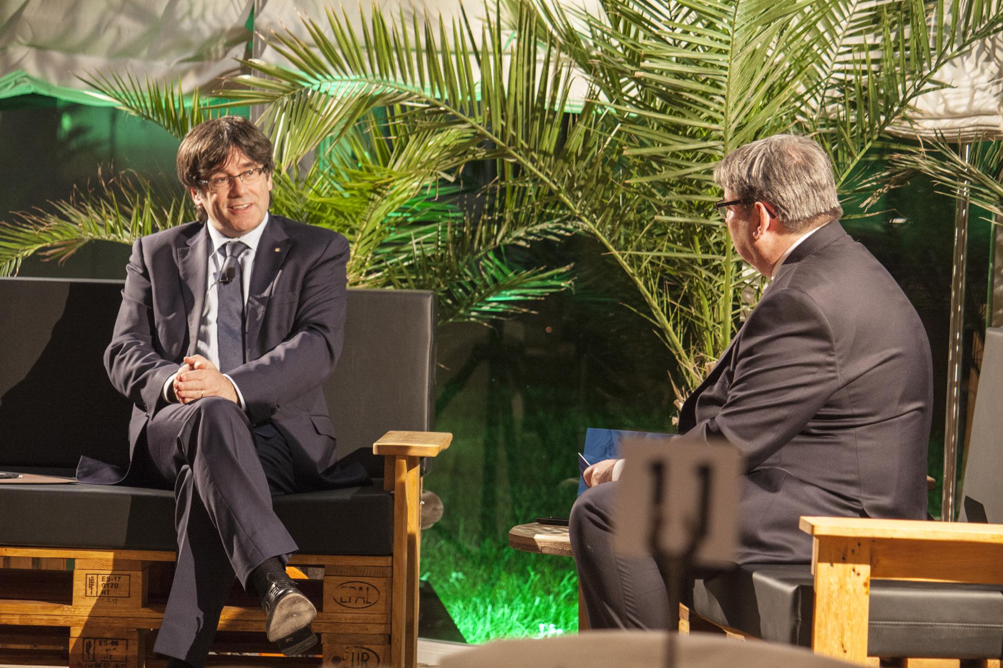 Puigdemont: "El Prat és el pulmó econòmic del país i marca el camí que haurem de fer en el futur"